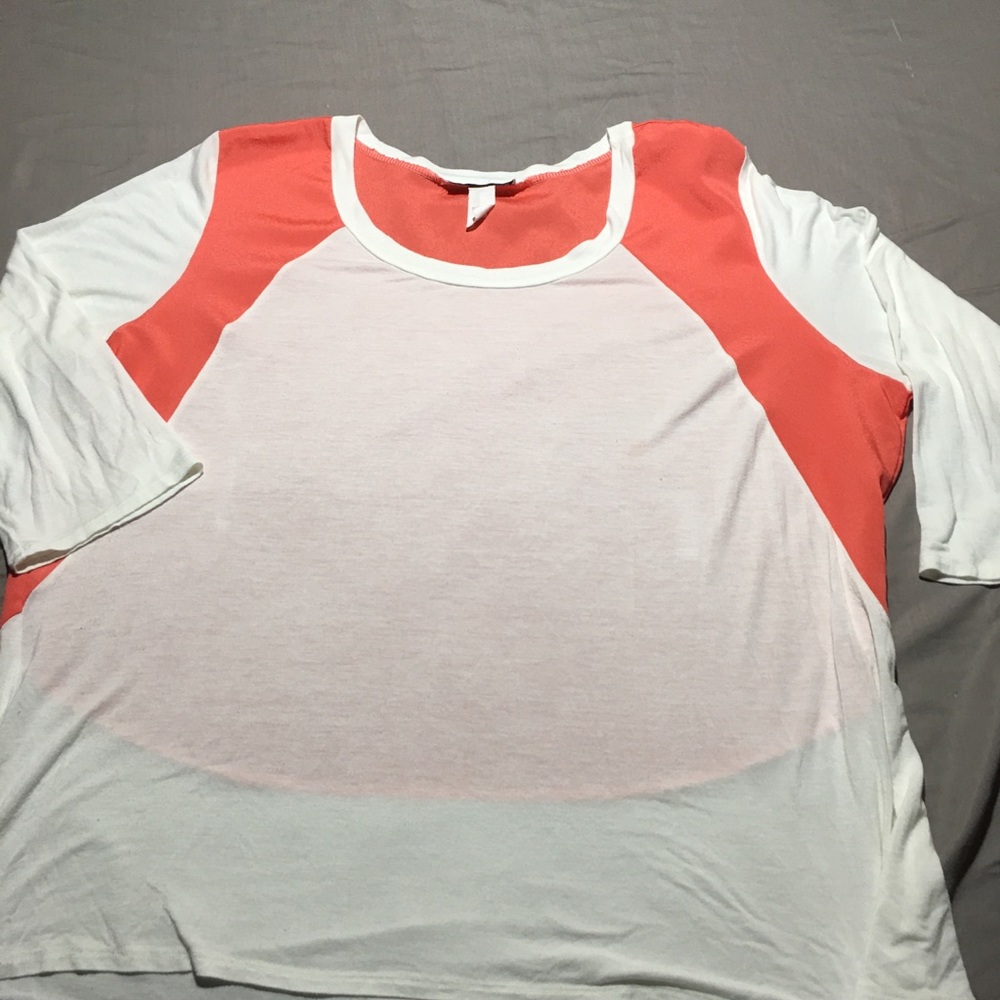 Two tone tee - Picture 1 of 4